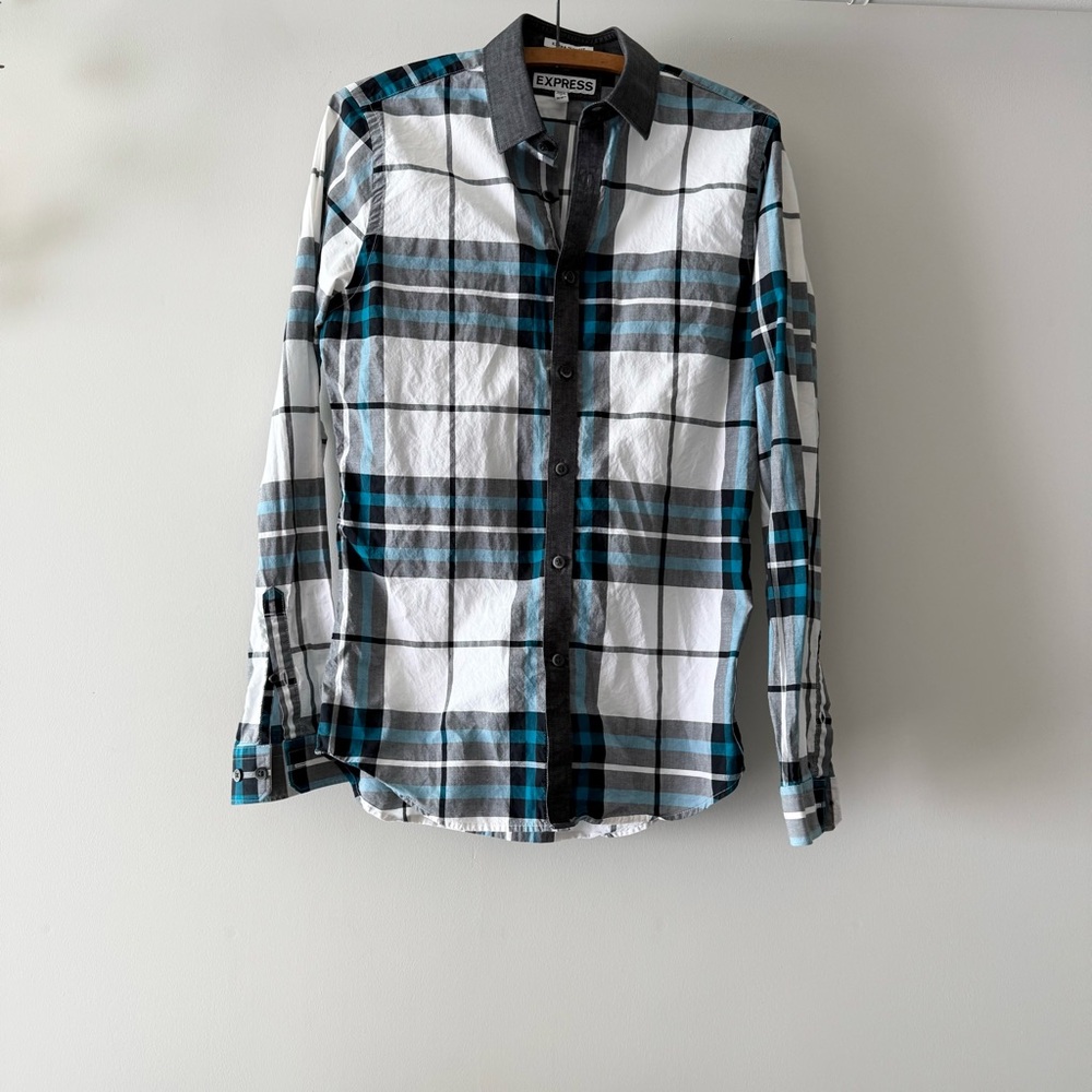 Vintage Express‎ blue and black plaid button down shirt S